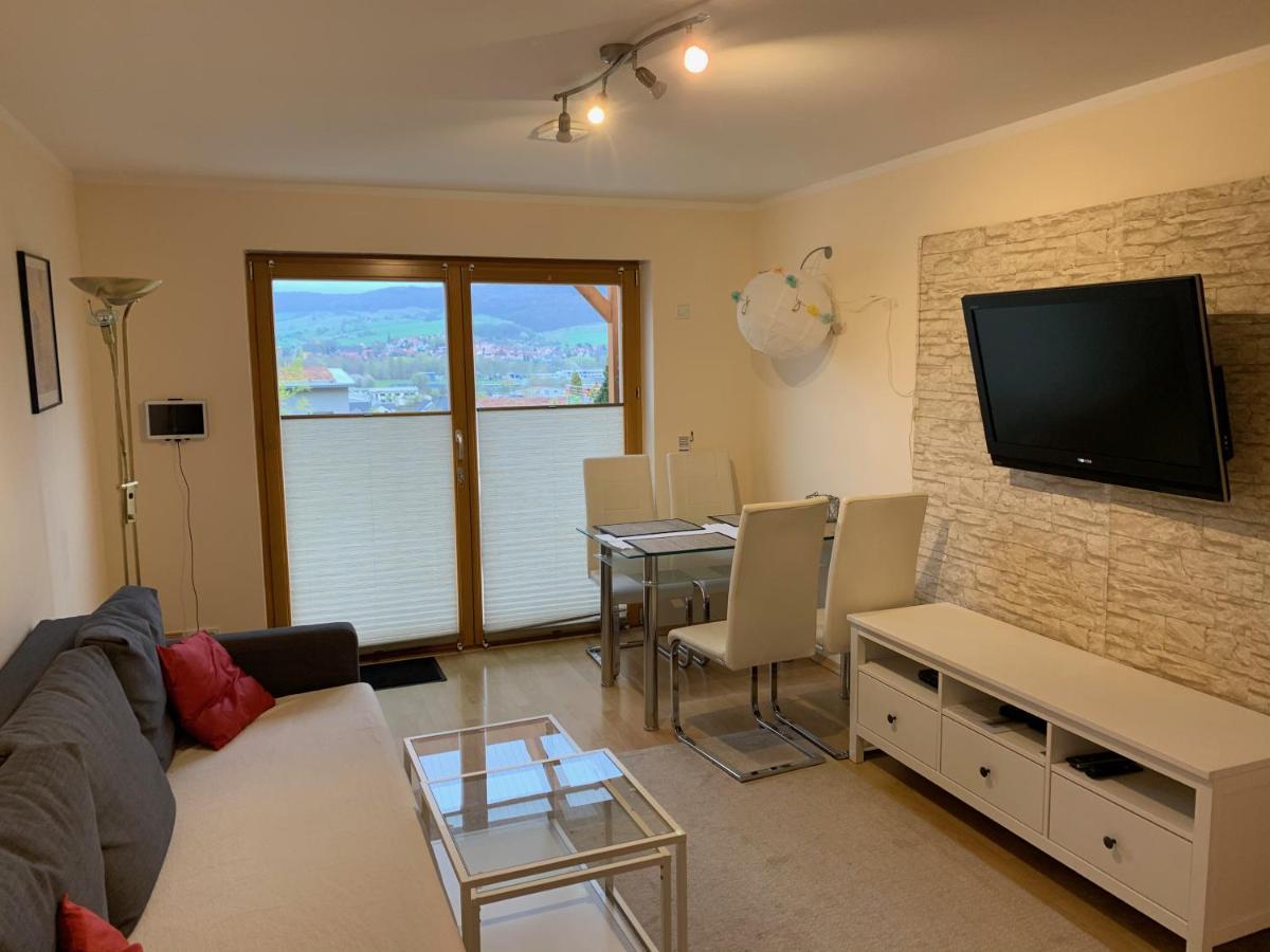 Romantische Ferienwohnung Mit Fantastischem Ausblick, Pool Und Gartensauna Γιένα Εξωτερικό φωτογραφία